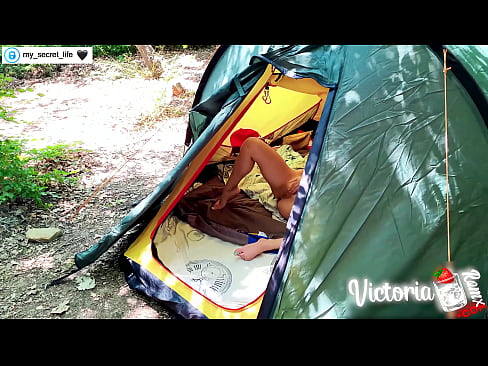 ❤️ Tented Stranger szenvedélyes kézimunkája a kamerában ☑ Porno at hu.goodseller.top ❤