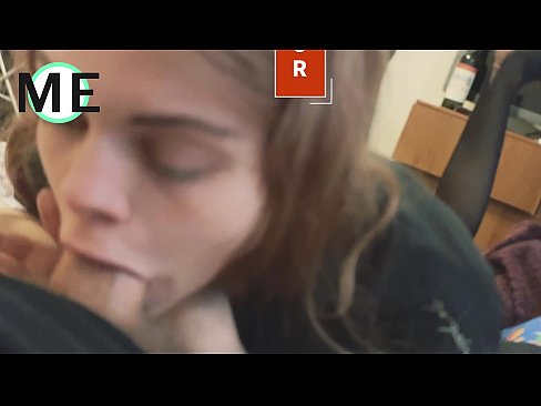 ❤️ Fasz a torkában, szakadt harisnyanadrág és szakadt magassarkú. ☑ Porno at hu.goodseller.top ❤